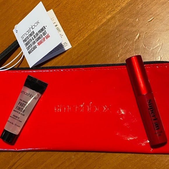 Smashbox Makeup Set & Makeup Bag - Picture 3 of 16